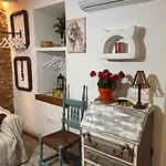 La Maison De Magdala Дом отдыха *