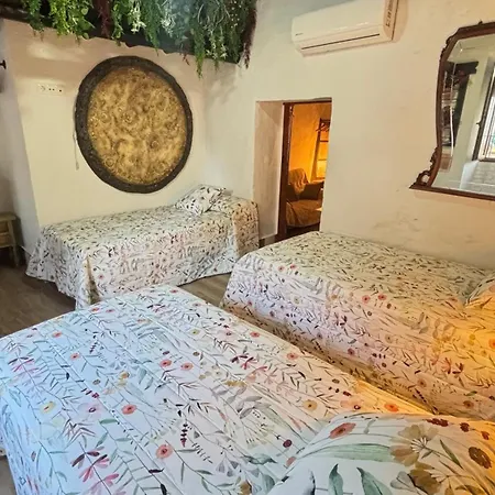 Holiday home La Maison De Magdala