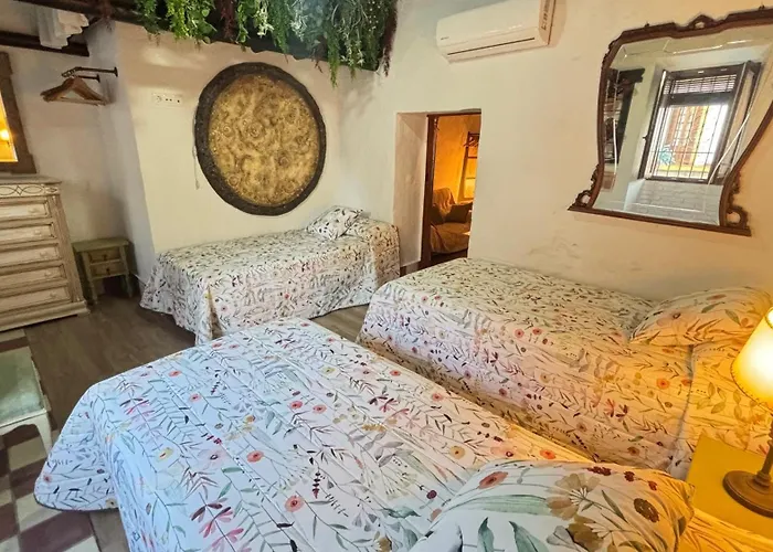 Holiday home La Maison De Magdala