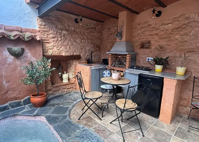 La Maison De Magdala Holiday home *